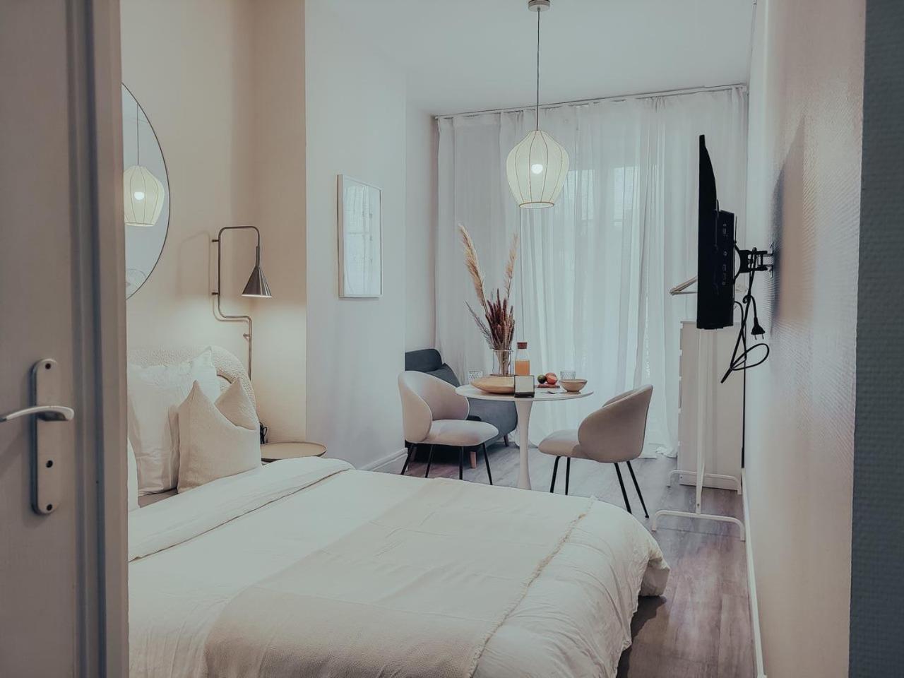 Suite Onega Lyon Exterior photo
